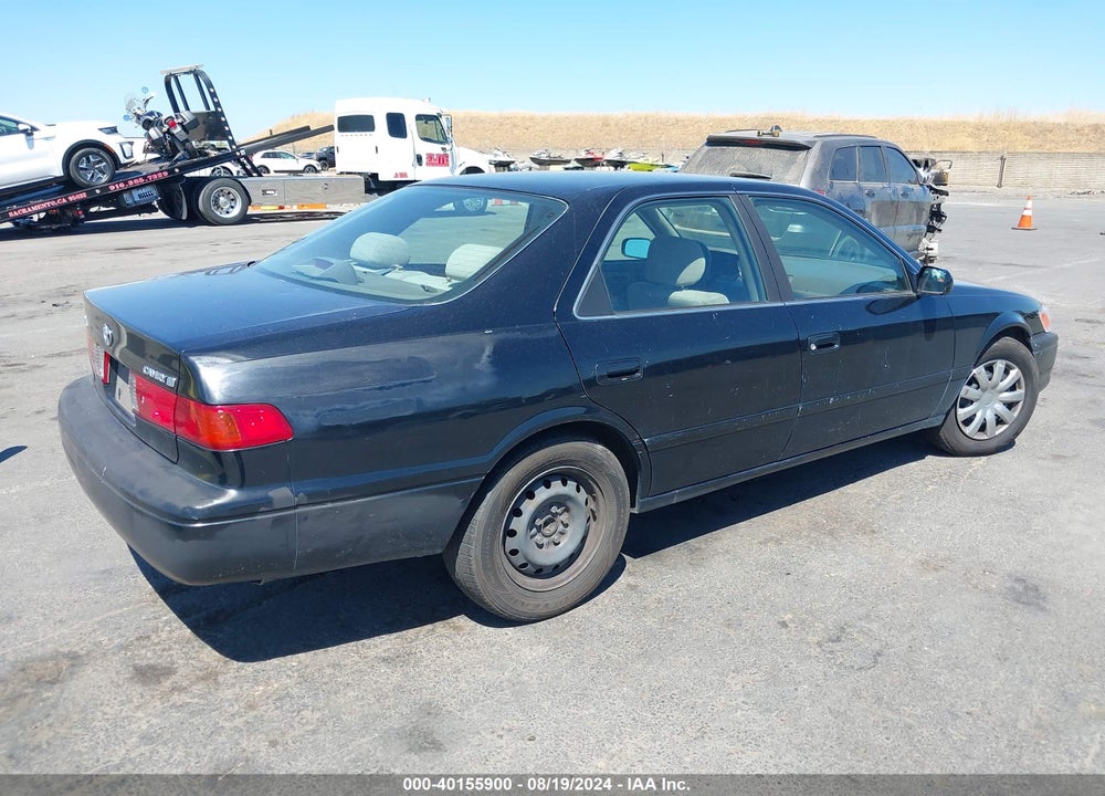 2001 TOYOTA CAMRY LE VIN: JT2BG22K210539230
