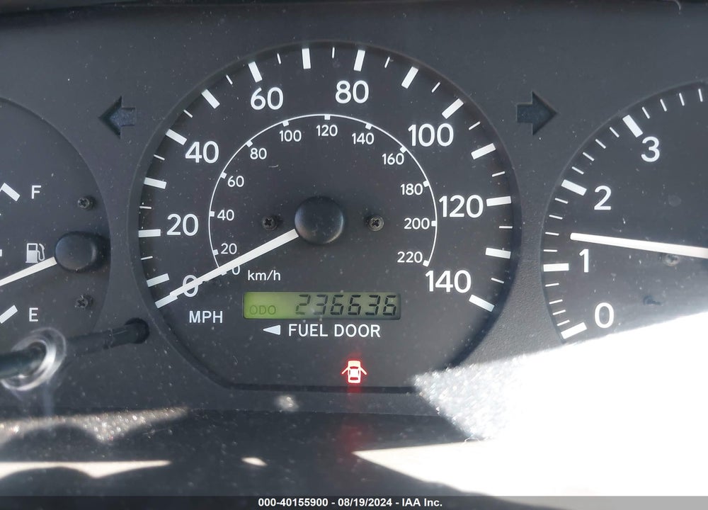 2001 TOYOTA CAMRY LE VIN: JT2BG22K210539230