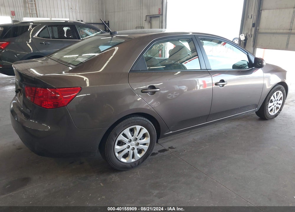 2013 KIA FORTE EX VIN: KNAFU4A26D5704134
