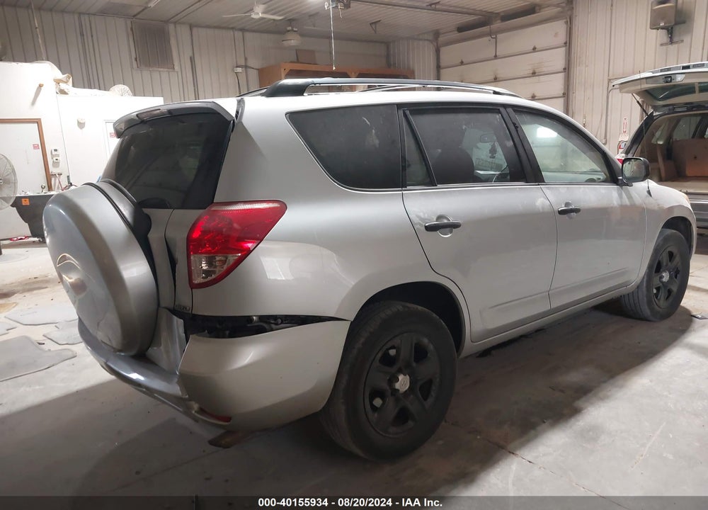 2007 TOYOTA RAV4 VIN: JTMBD33V575077000