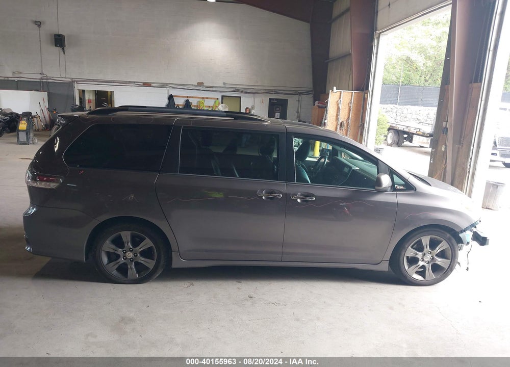 2015 TOYOTA SIENNA SE 8 PASSENGER VIN: 5TDXK3DC1FS591394