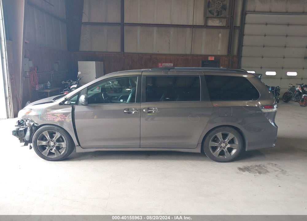 2015 TOYOTA SIENNA SE 8 PASSENGER VIN: 5TDXK3DC1FS591394