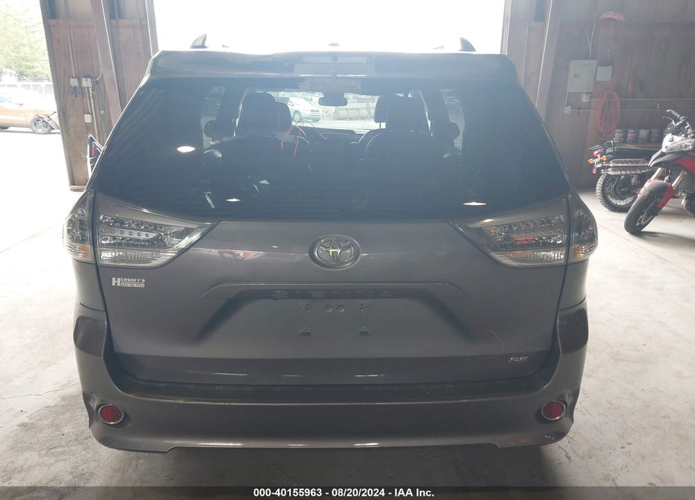 2015 TOYOTA SIENNA SE 8 PASSENGER VIN: 5TDXK3DC1FS591394