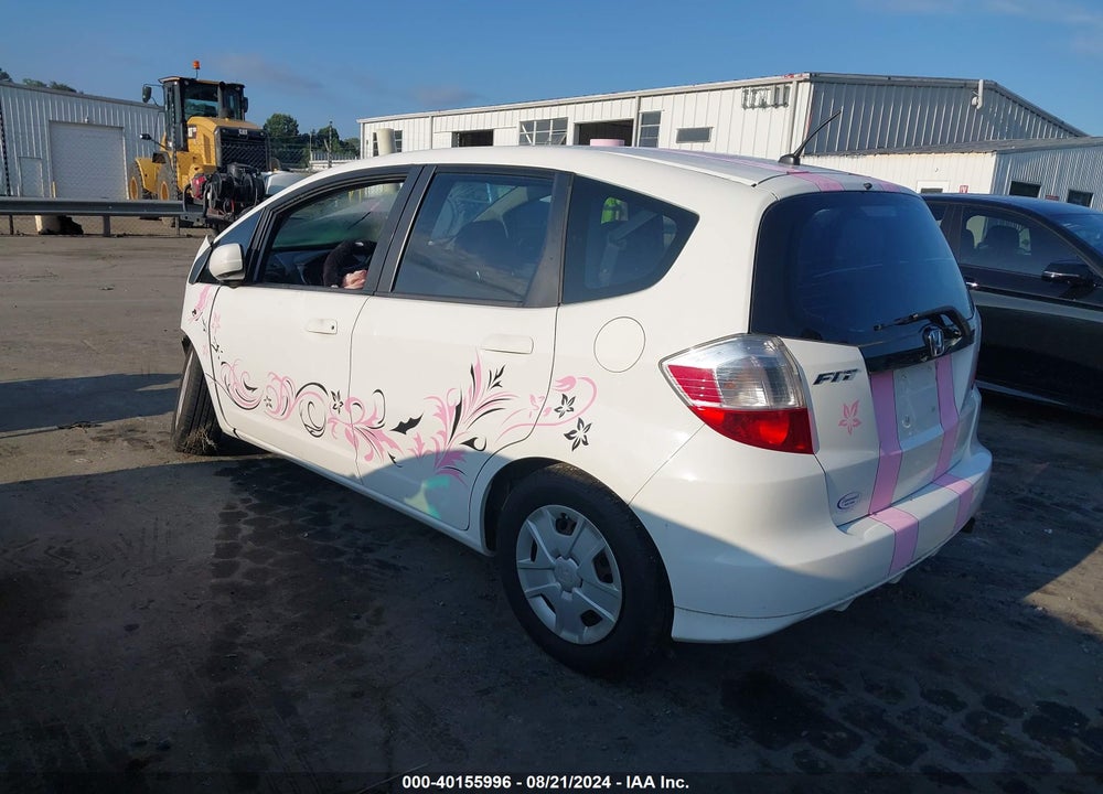 2012 HONDA FIT VIN: JHMGE8H34CS000717