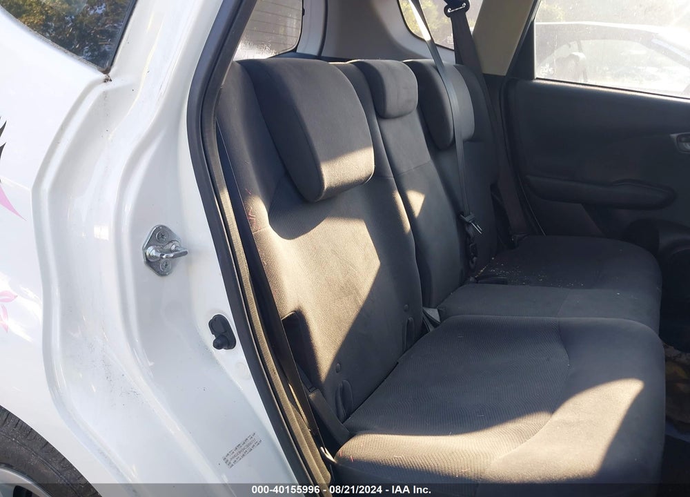 2012 HONDA FIT VIN: JHMGE8H34CS000717