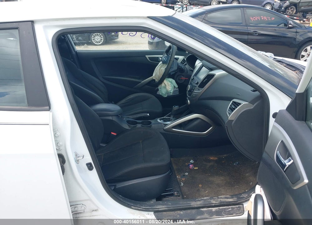 2017 HYUNDAI VELOSTER VIN: KMHTC6AD0HU315048
