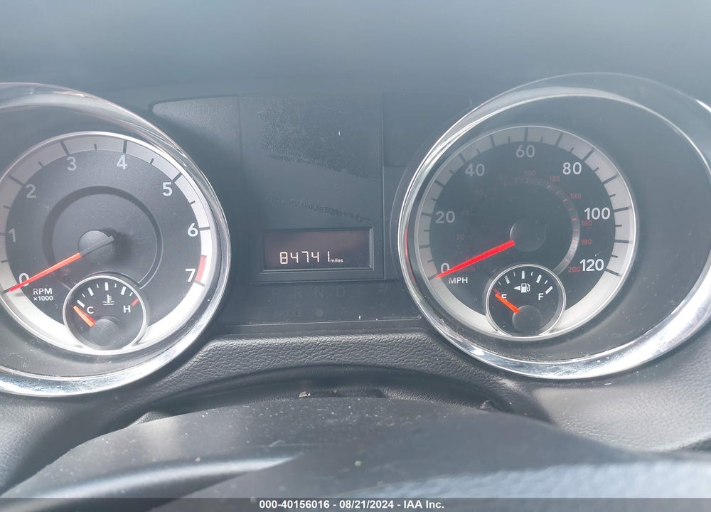 2018 DODGE GRAND CARAVAN SXT VIN: 2C4RDGCG7JR208297