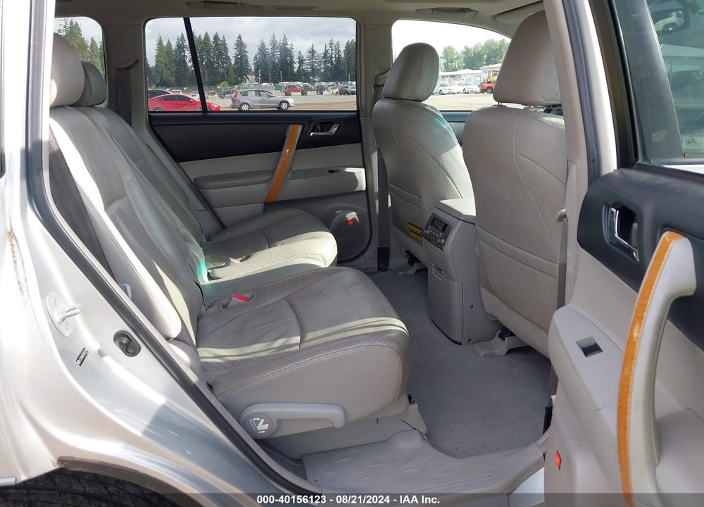2009 TOYOTA HIGHLANDER HYBRID LIMITED VIN: JTEEW44A392027964
