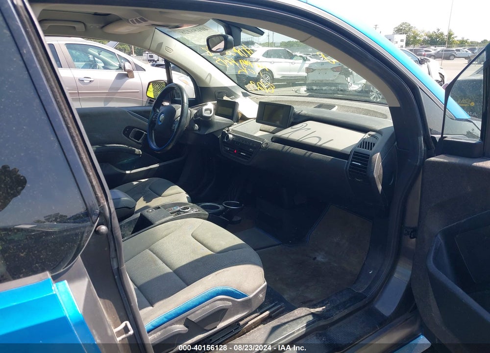 2017 BMW I3 94 AH W/RANGE EXTENDER VIN: WBY1Z8C39HV890932