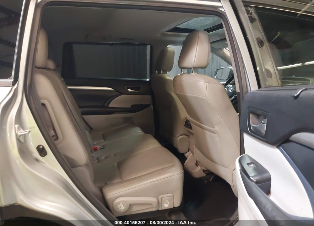 2017 TOYOTA HIGHLANDER XLE VIN: 5TDJZRFH5HS393658