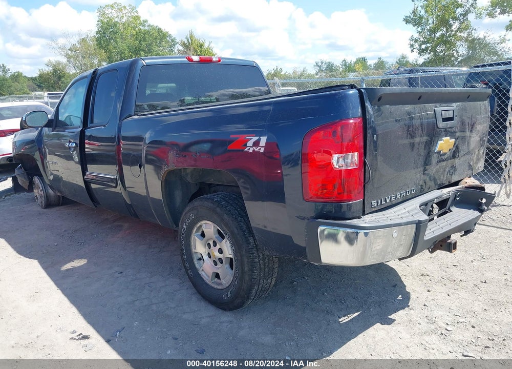 2013 CHEVROLET SILVERADO 1500 LT VIN: 1GCRKSE77DZ211328