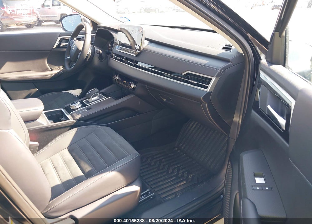 2024 MITSUBISHI OUTLANDER SE 2.5 2WD/SE BLACK EDITION S-AWC/SE BLACK EDITION W/PANO ROOF VIN: JA4J3VA83RZ068874