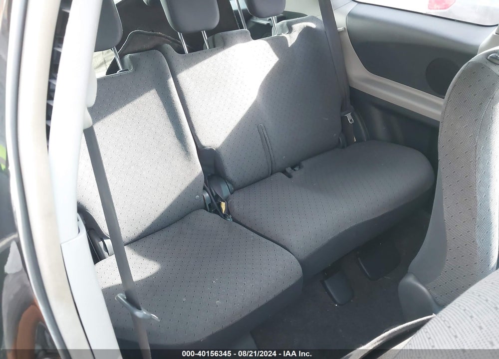2010 TOYOTA YARIS VIN: JTDJT4K30A5301396