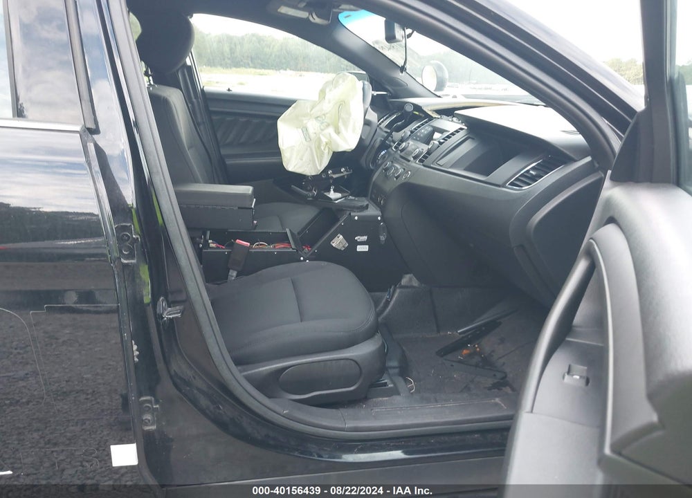 2016 FORD POLICE INTERCEPTOR VIN: 1FAHP2L82GG122684