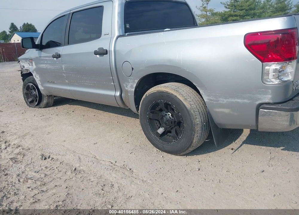 2011 TOYOTA TUNDRA GRADE 5.7L V8 VIN: 5TFEY5F10BX104302