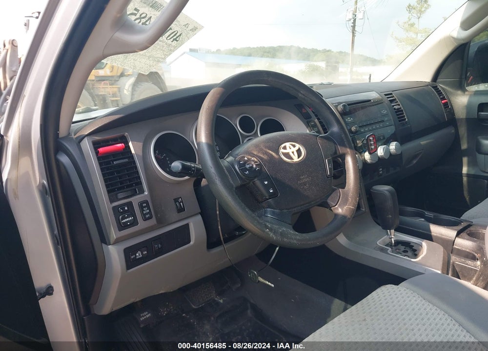 2011 TOYOTA TUNDRA GRADE 5.7L V8 VIN: 5TFEY5F10BX104302