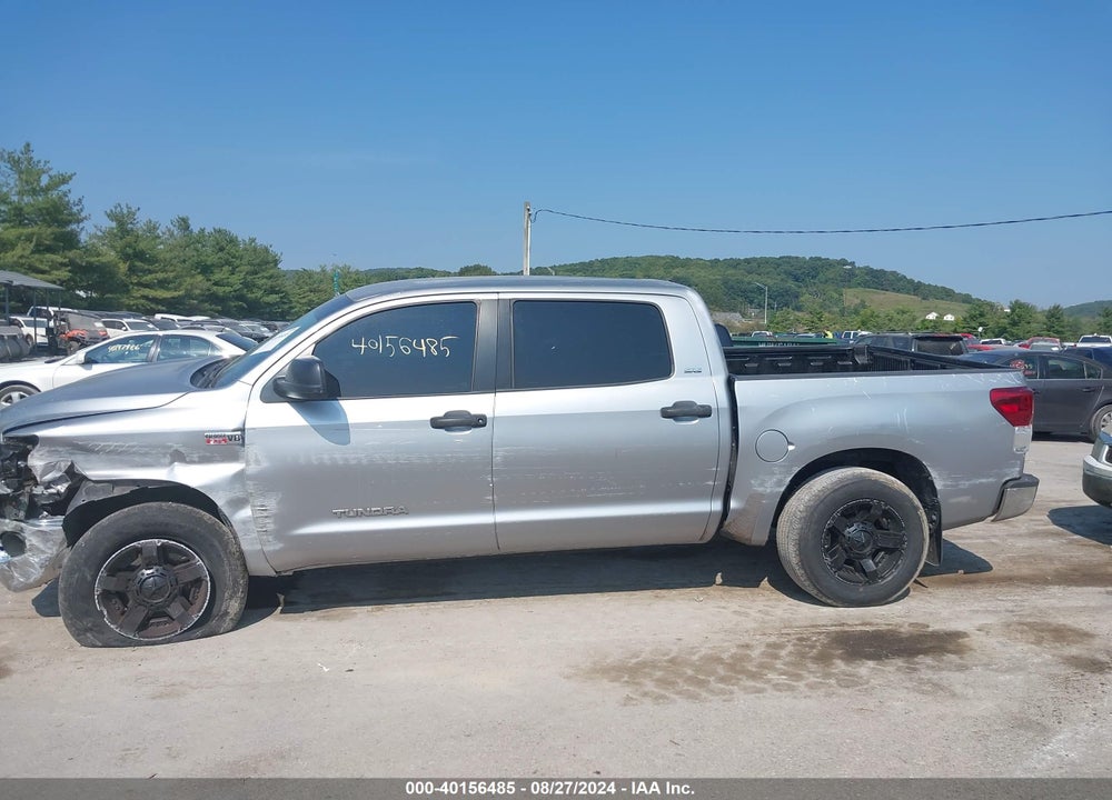 2011 TOYOTA TUNDRA GRADE 5.7L V8 VIN: 5TFEY5F10BX104302