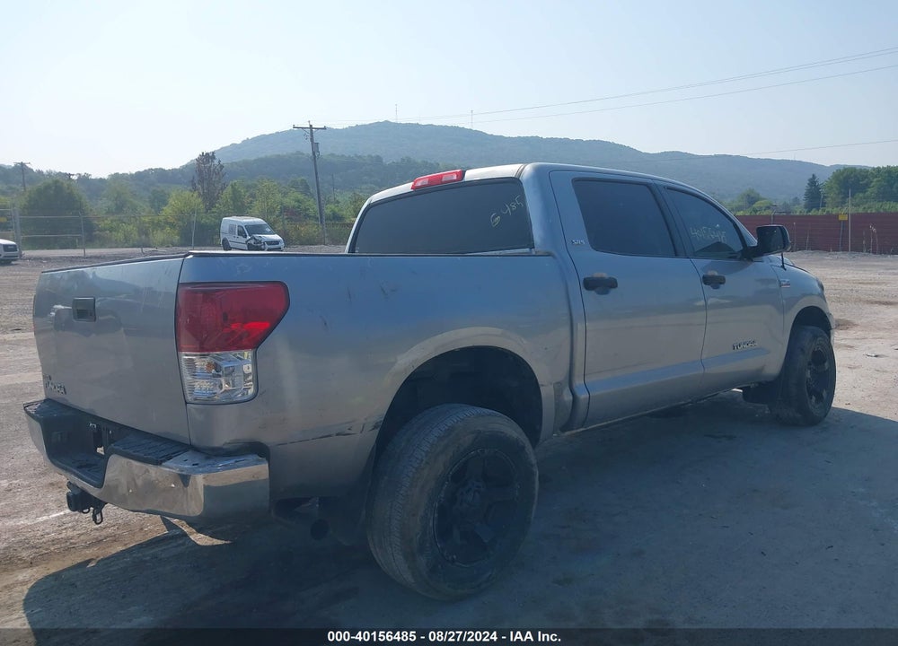 2011 TOYOTA TUNDRA GRADE 5.7L V8 VIN: 5TFEY5F10BX104302