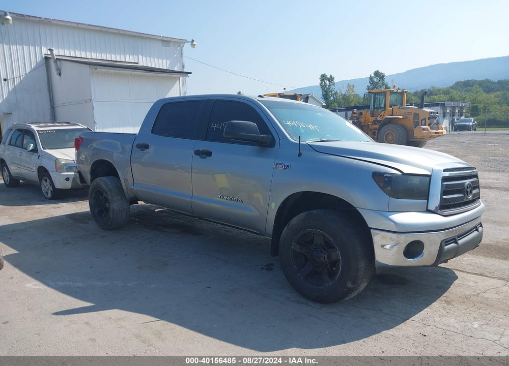 2011 TOYOTA TUNDRA GRADE 5.7L V8 VIN: 5TFEY5F10BX104302