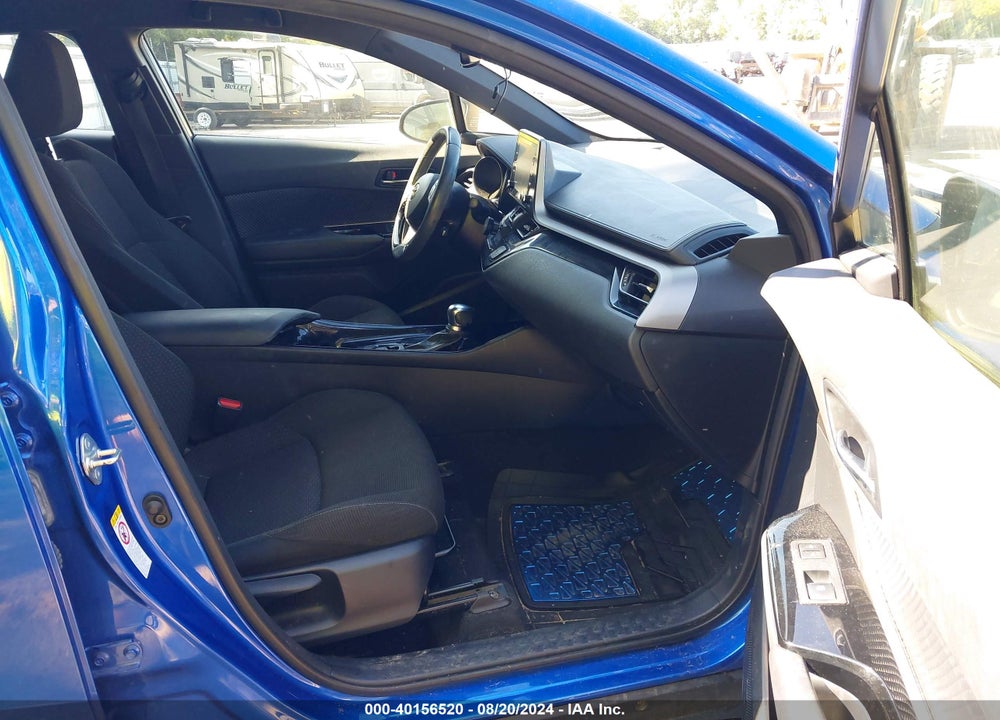 2019 TOYOTA C-HR XLE VIN: JTNKHMBXXK1019392