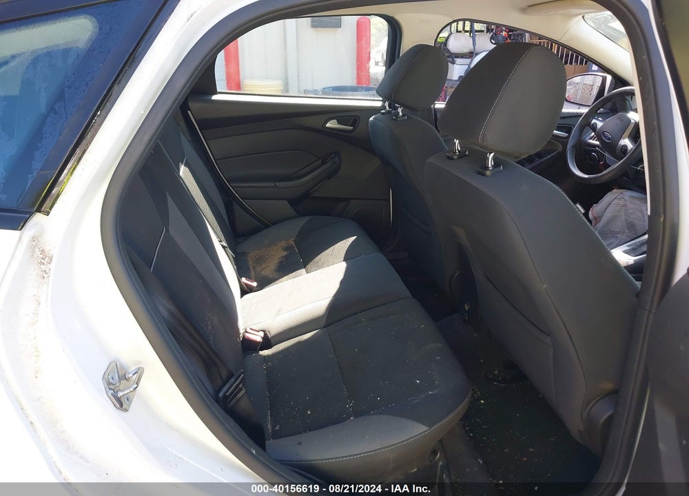 2014 FORD FOCUS VIN: 1FADP3K26EL435596