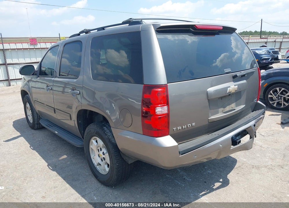 2011 CHEVROLET TAHOE LS VIN: 1GNSCAE05BR353760