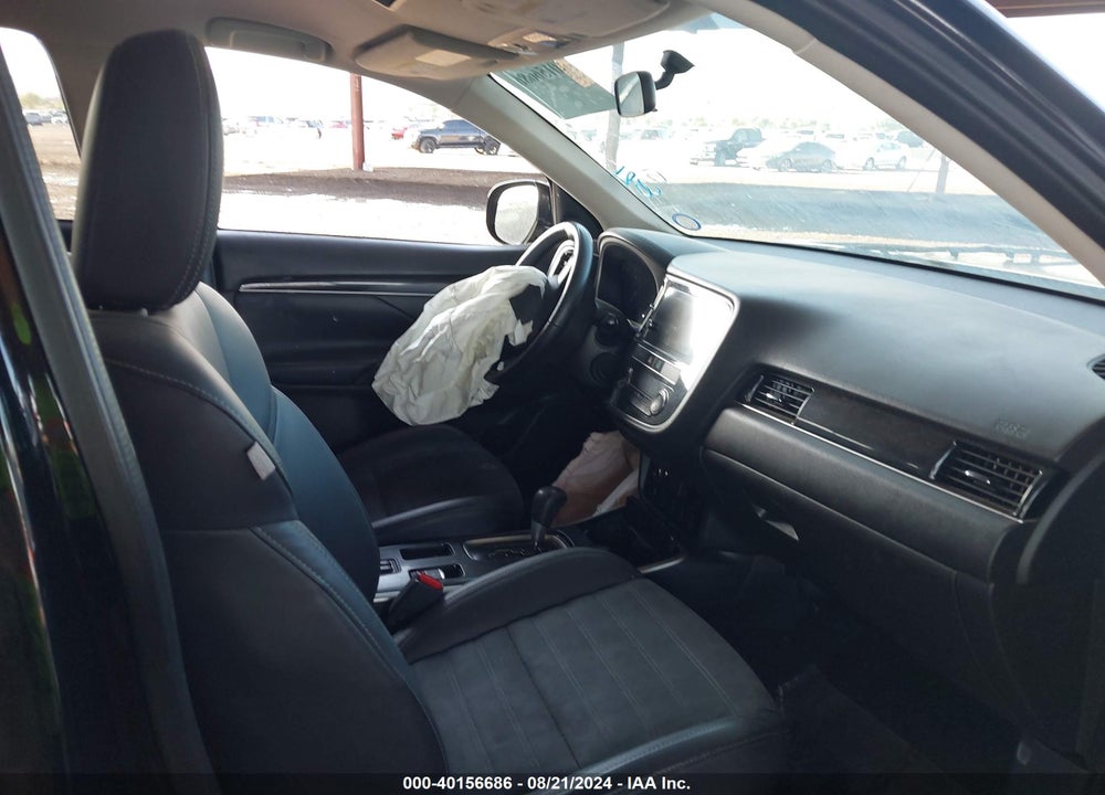 2019 MITSUBISHI OUTLANDER SE VIN: JA4AD3A36KZ046931