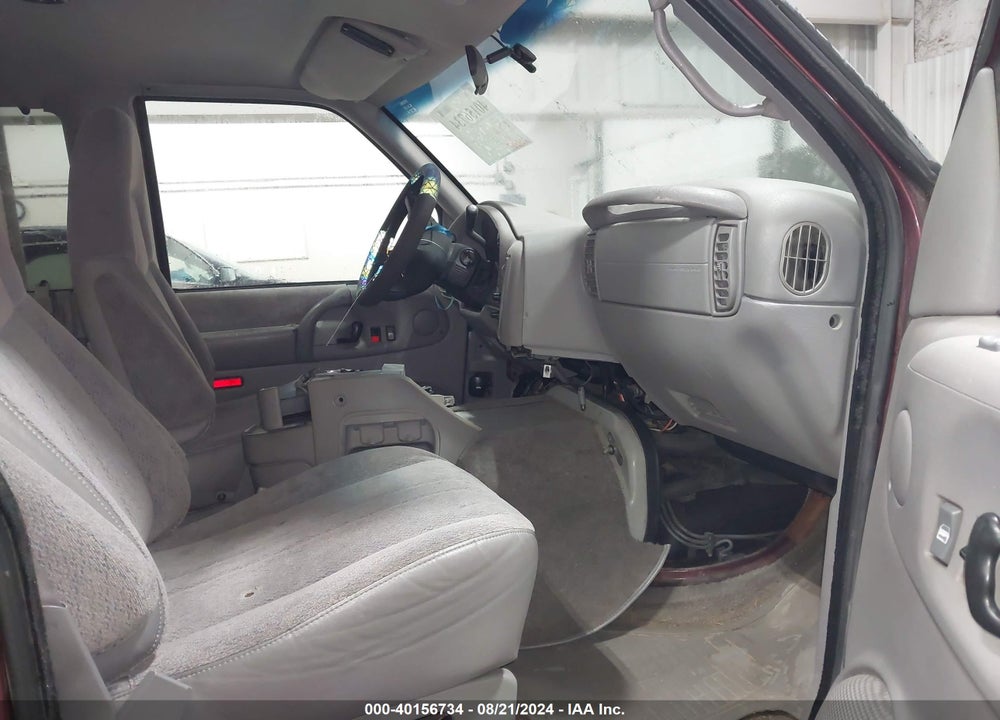 1996 GMC SAFARI XT VIN: 1GKEL19W4TB522234