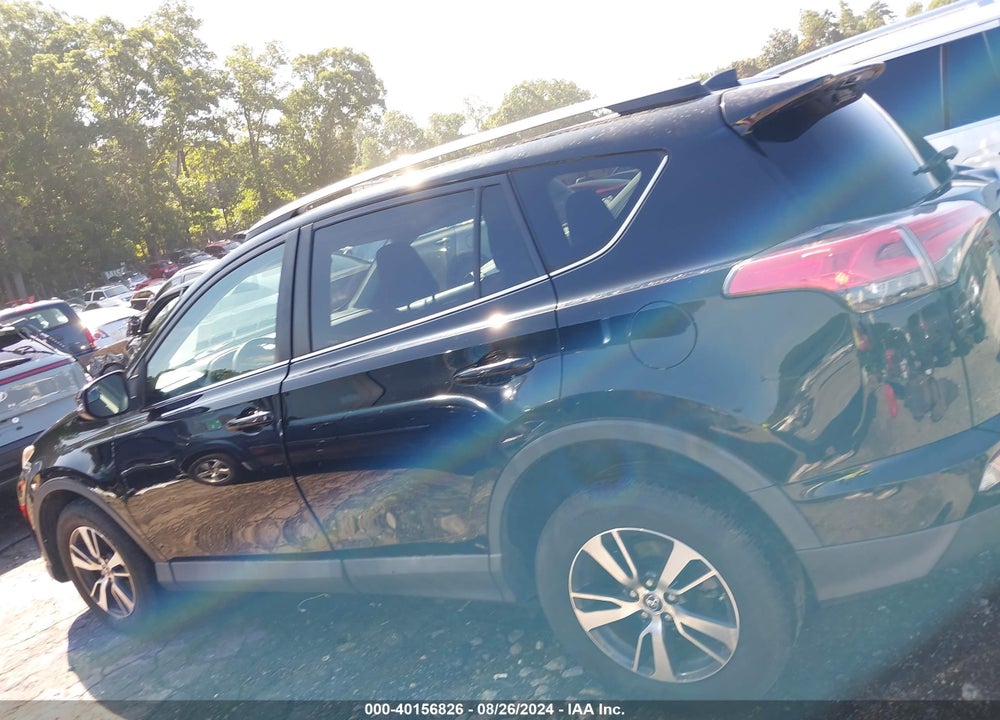 2016 TOYOTA RAV4 XLE VIN: 2T3WFREV0GW276878