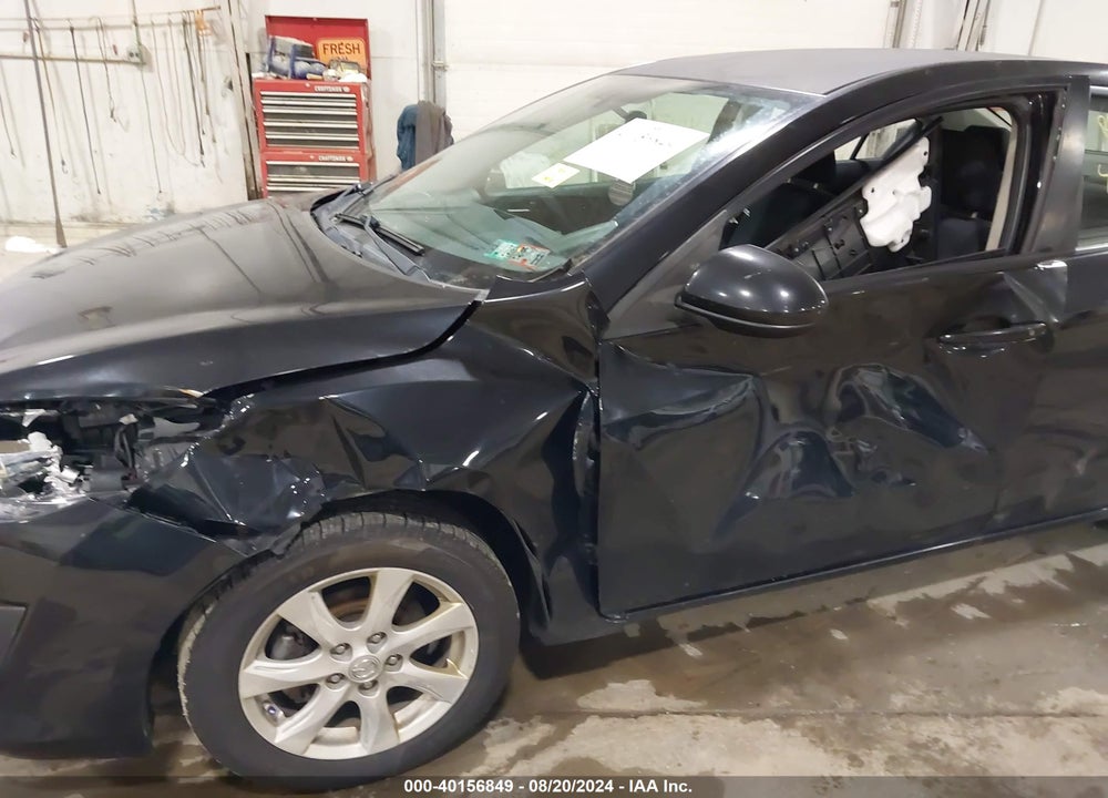 2010 MAZDA MAZDA3 VIN: JM1BL1SG2A1133029
