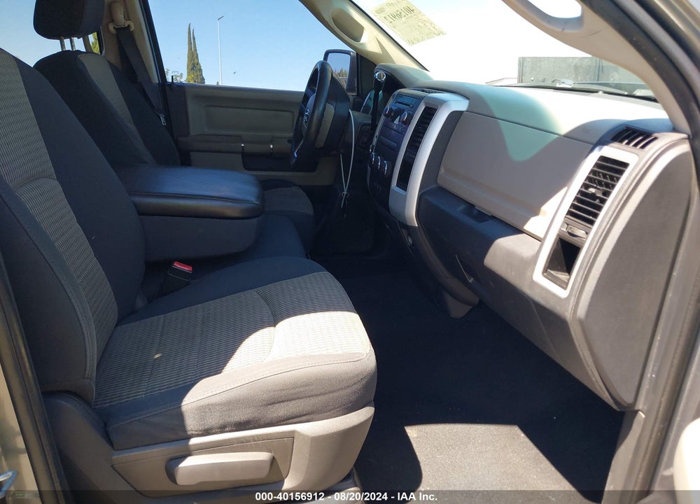 2009 DODGE RAM 1500 VIN: 1D3HV18P09S804027