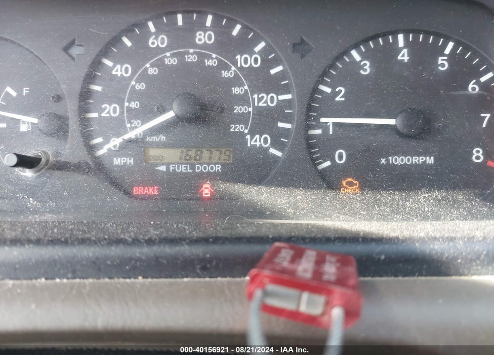 2001 TOYOTA CAMRY LE VIN: 4T1BG22K61U039907