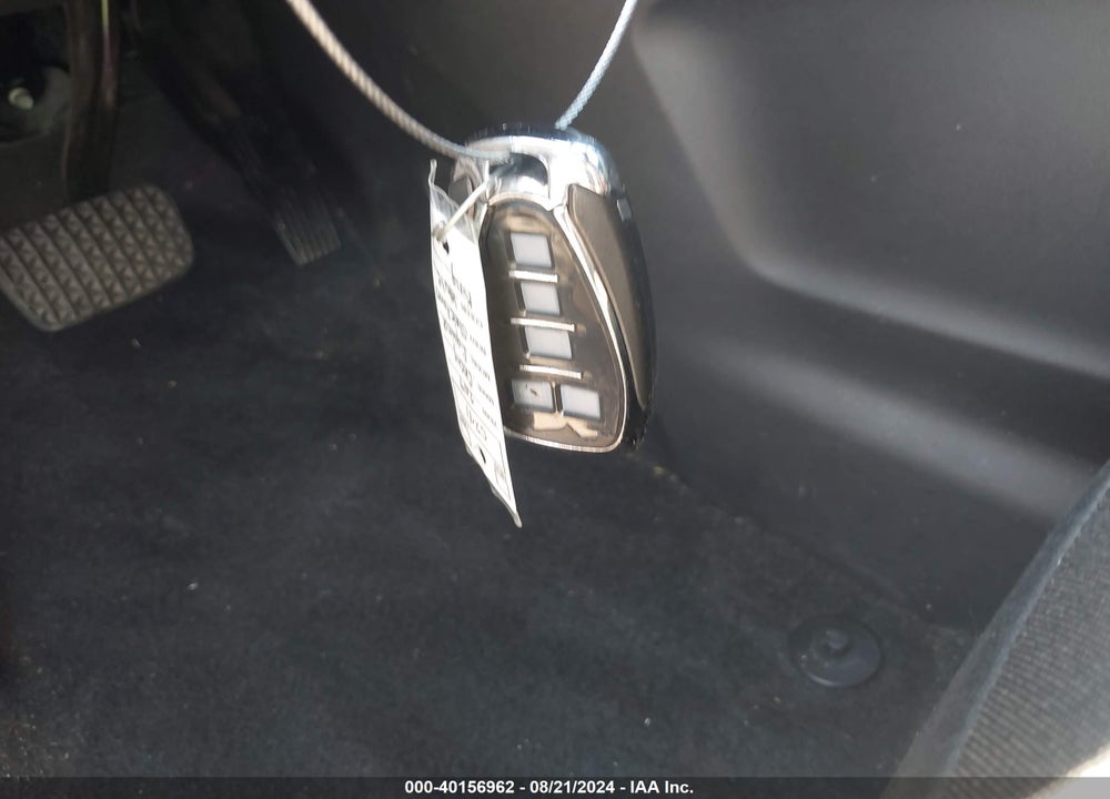 2019 CHEVROLET EQUINOX LT VIN: 3GNAXKEV2KL196780