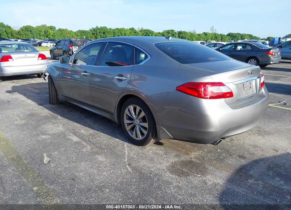 2014 INFINITI Q70 3.7 VIN: JN1BY1AP8EM260202