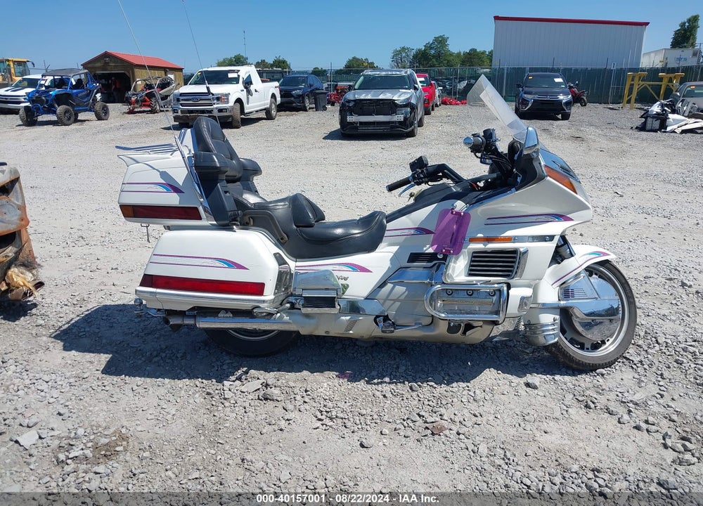 1996 HONDA GL1500 SE12 VIN: 1HFSC2233TA802050