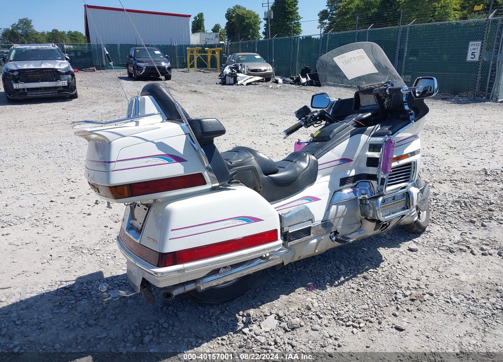 1996 HONDA GL1500 SE12 VIN: 1HFSC2233TA802050