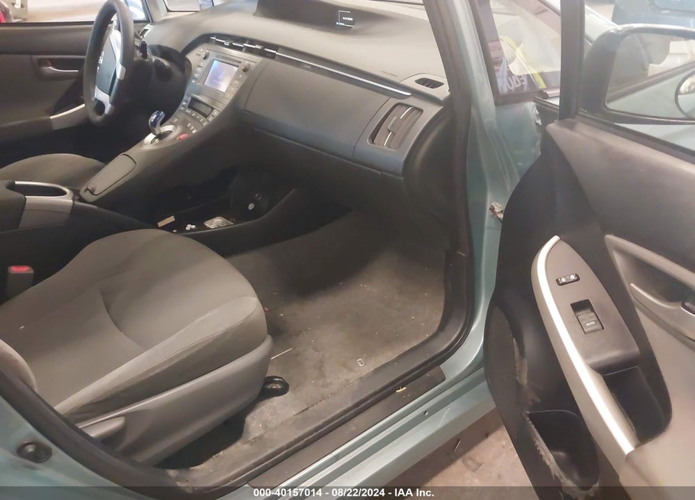 2014 TOYOTA PRIUS TWO VIN: JTDKN3DU5E1849910
