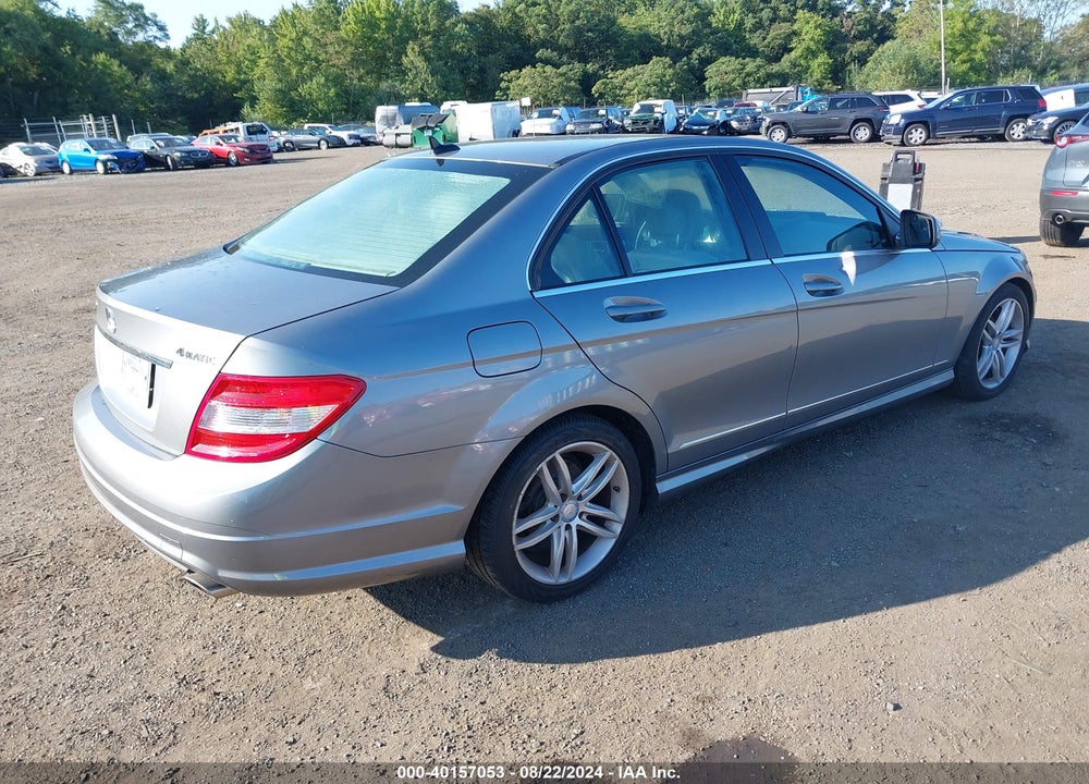 2009 MERCEDES-BENZ C 300 VIN: WDDGF81XX9R084155