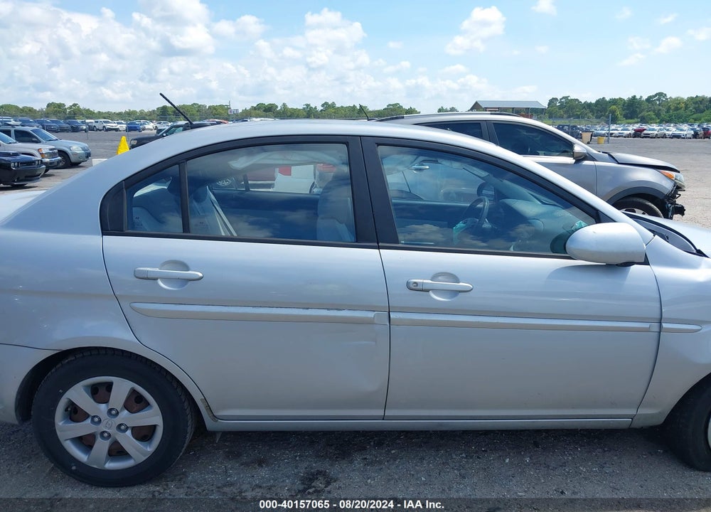 2008 HYUNDAI ACCENT GLS VIN: KMHCN46C88U236306