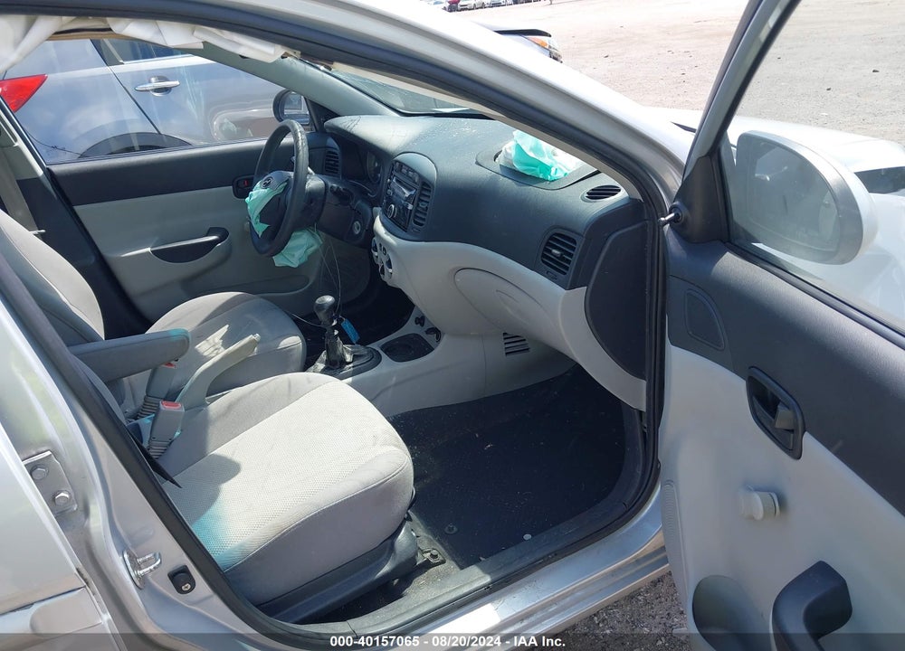 2008 HYUNDAI ACCENT GLS VIN: KMHCN46C88U236306