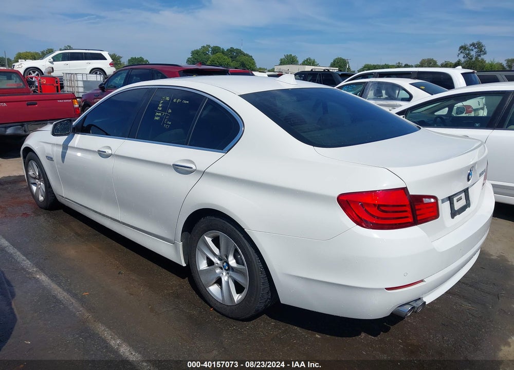 2011 BMW 528I VIN: WBAFR1C55BC741286