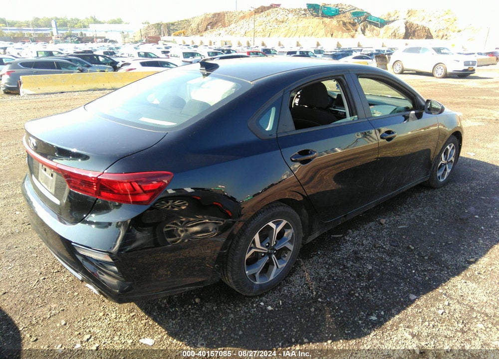 2021 KIA FORTE LXS VIN: 3KPF24AD2ME273810