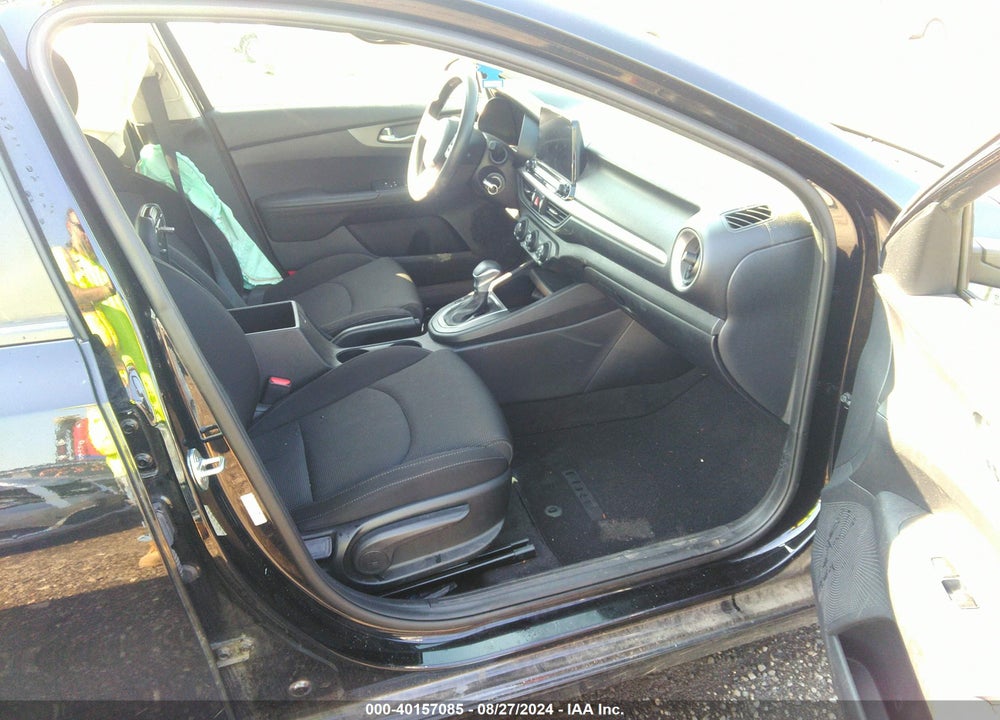 2021 KIA FORTE LXS VIN: 3KPF24AD2ME273810