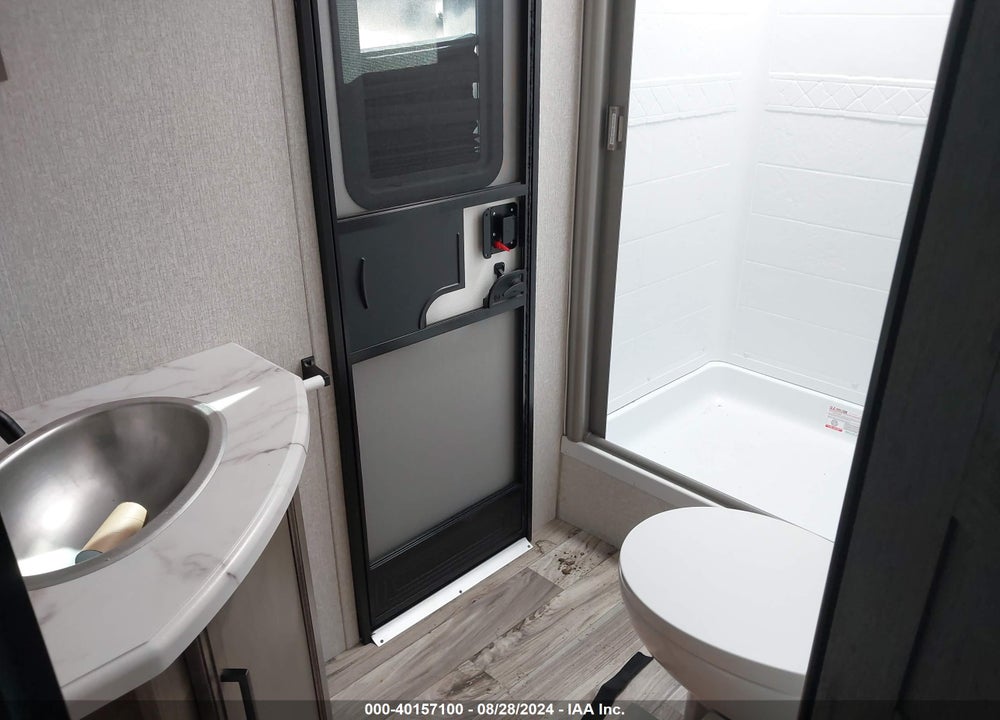 2022 VENTURE TOUR312VBH VIN: 4EZT13220N8110774