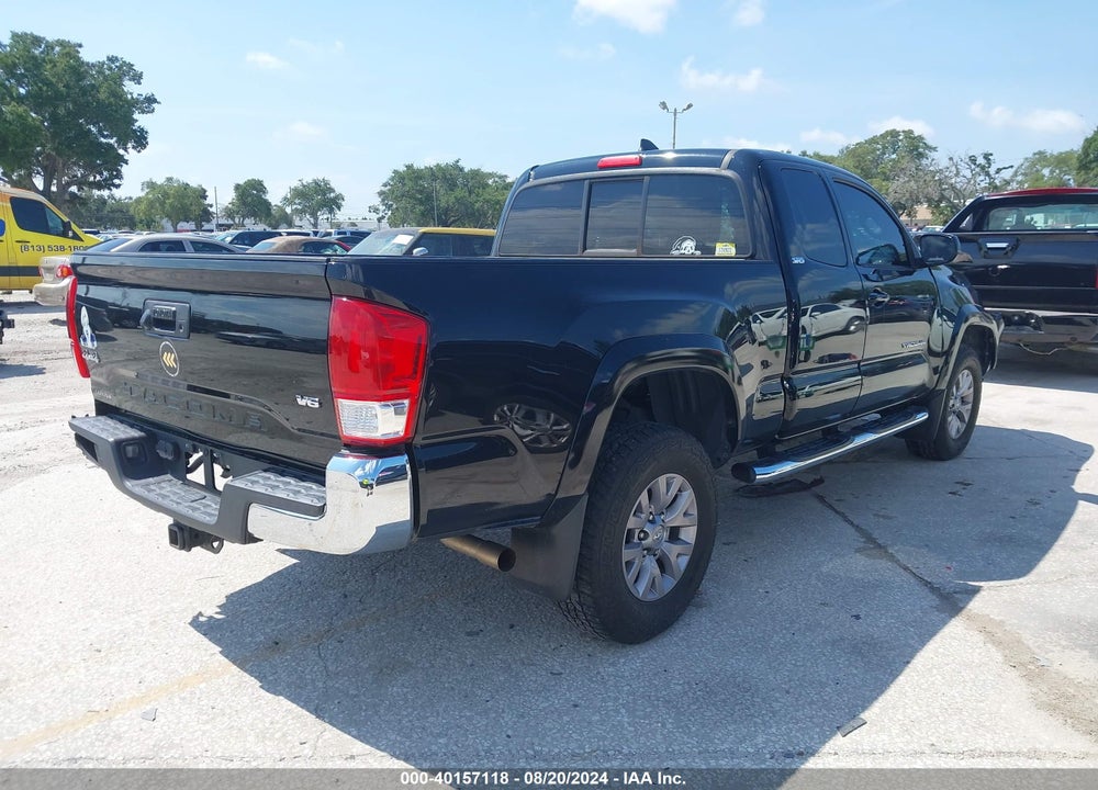 2017 TOYOTA TACOMA SR5 V6 VIN: 5TFSZ5AN4HX056581