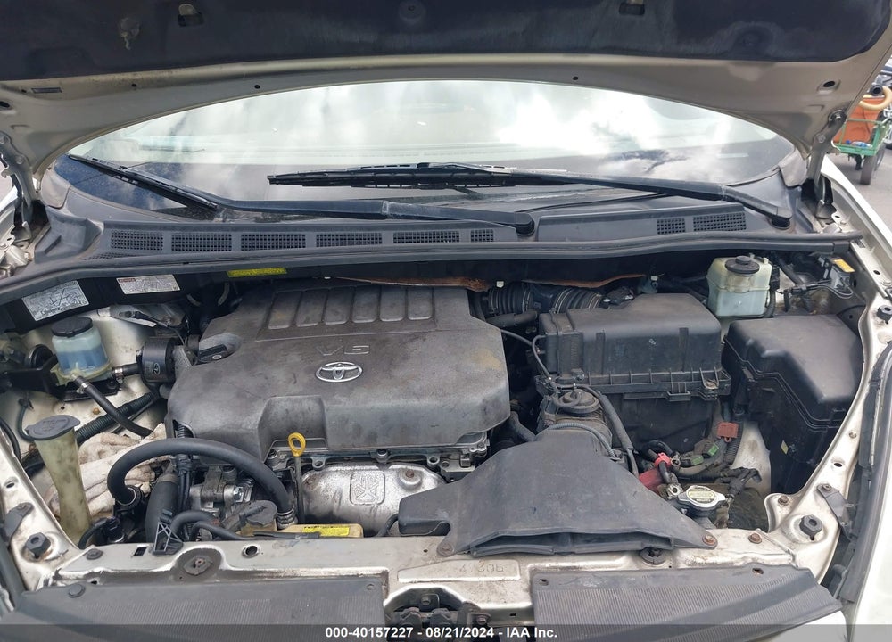 2008 TOYOTA SIENNA LIMITED/XLE VIN: 5TDZK22C28S101005