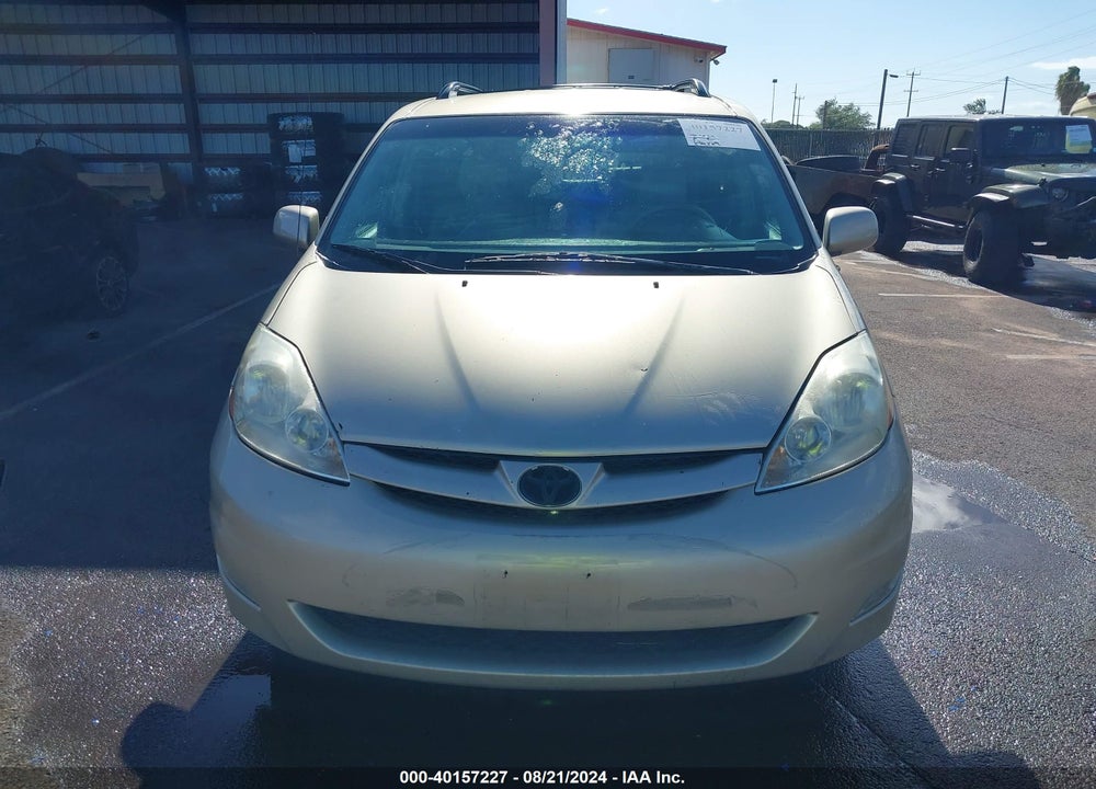 2008 TOYOTA SIENNA LIMITED/XLE VIN: 5TDZK22C28S101005
