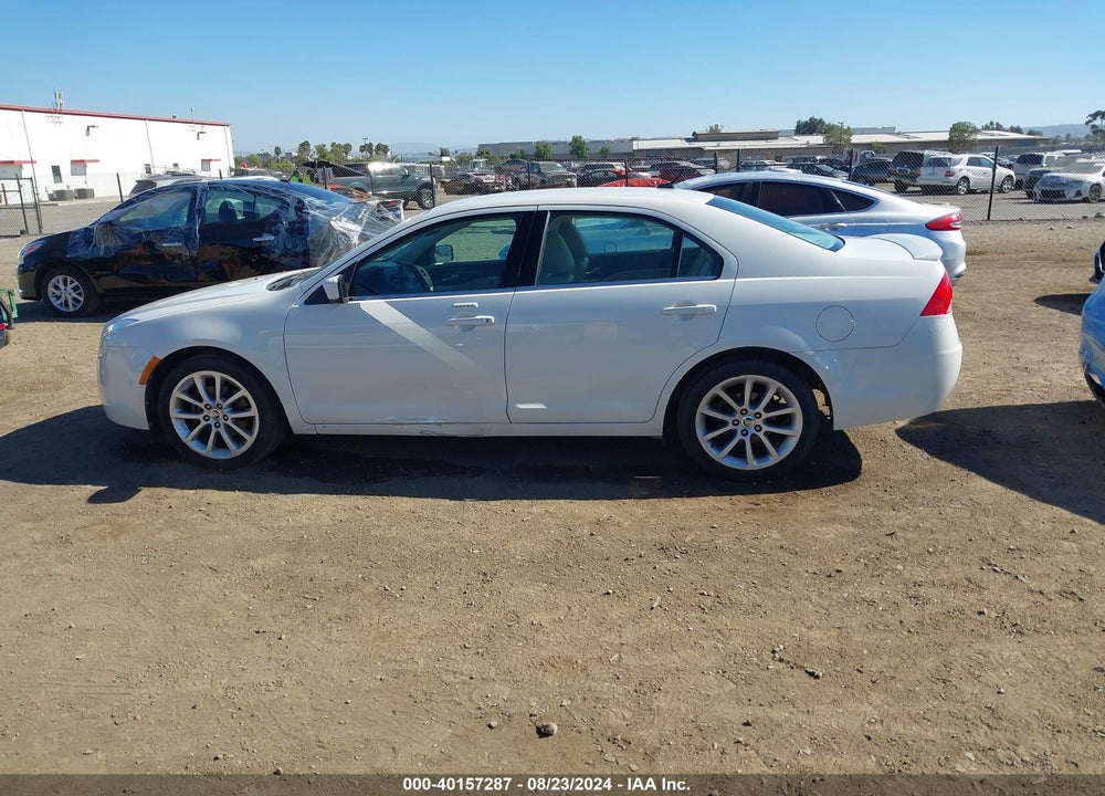 2010 MERCURY MILAN VIN: 3MEHM0JA7AR637272