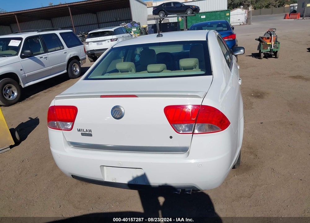 2010 MERCURY MILAN VIN: 3MEHM0JA7AR637272