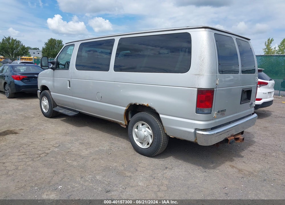 2009 FORD E-350 SUPER DUTY XL/XLT VIN: 1FBNE31L99DA66056